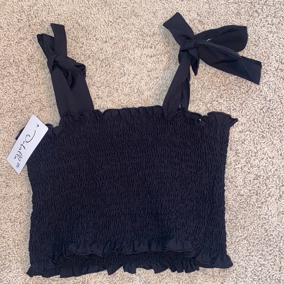 Never worn two piece set - Picture 2 of 3